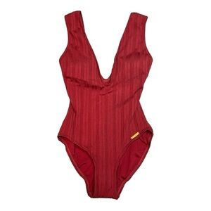 Vince Camuto Plunge Neck Rib One-Piece Swimsuit in Sangria NWT